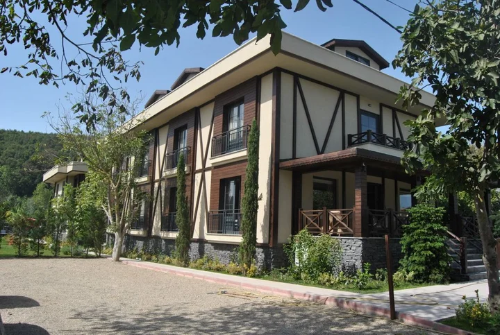 Сайл: Mata Butik Hotel
