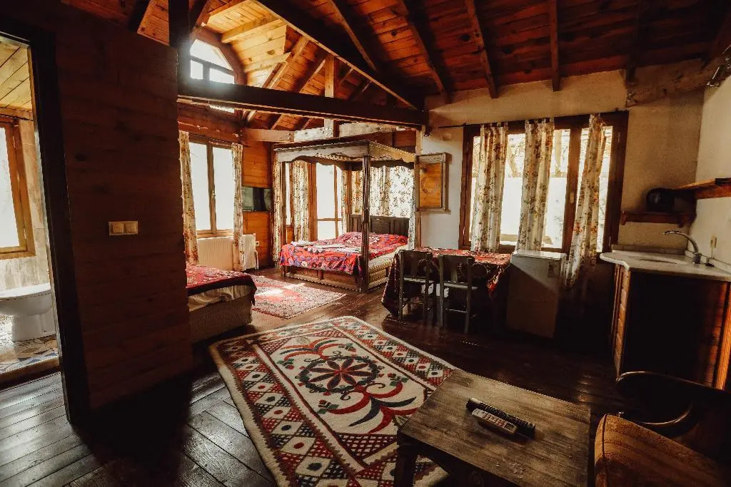 Шириндже: Kayserkaya Cottages & Camping