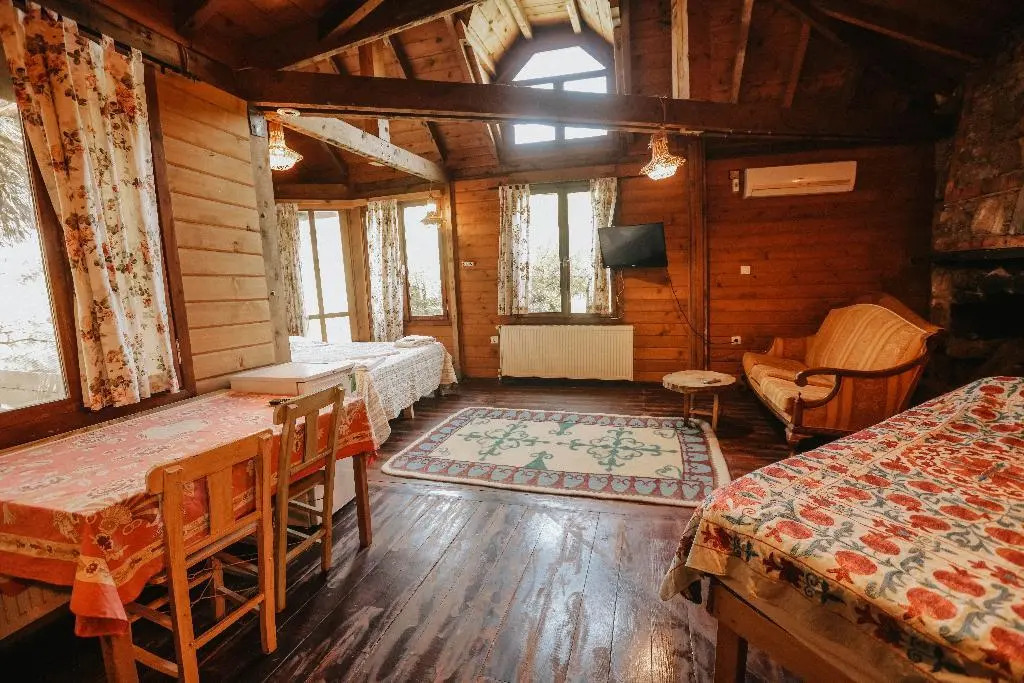 Шириндже: Kayserkaya Cottages & Camping