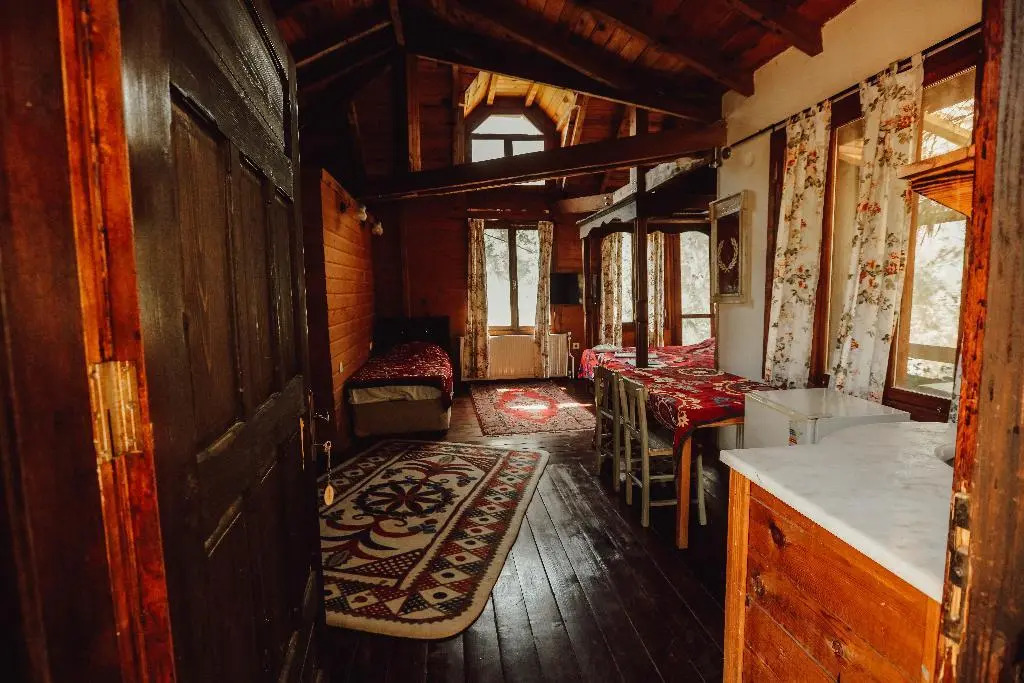 Шириндже: Kayserkaya Cottages & Camping