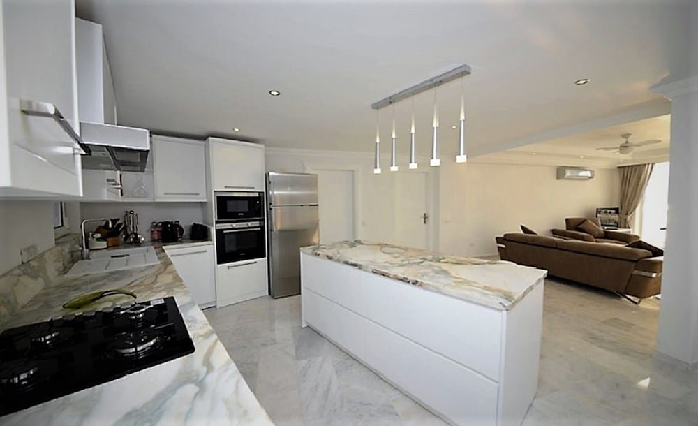 Калкан: Emilia Luxury Apartments
