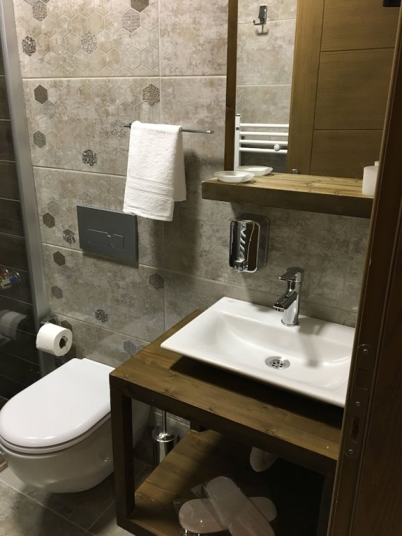 Урла: Itimat Hotel