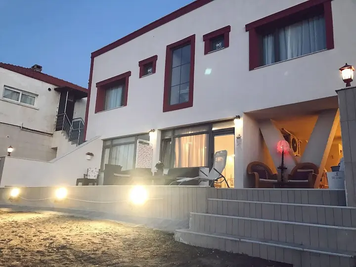 Урла: Itimat Hotel