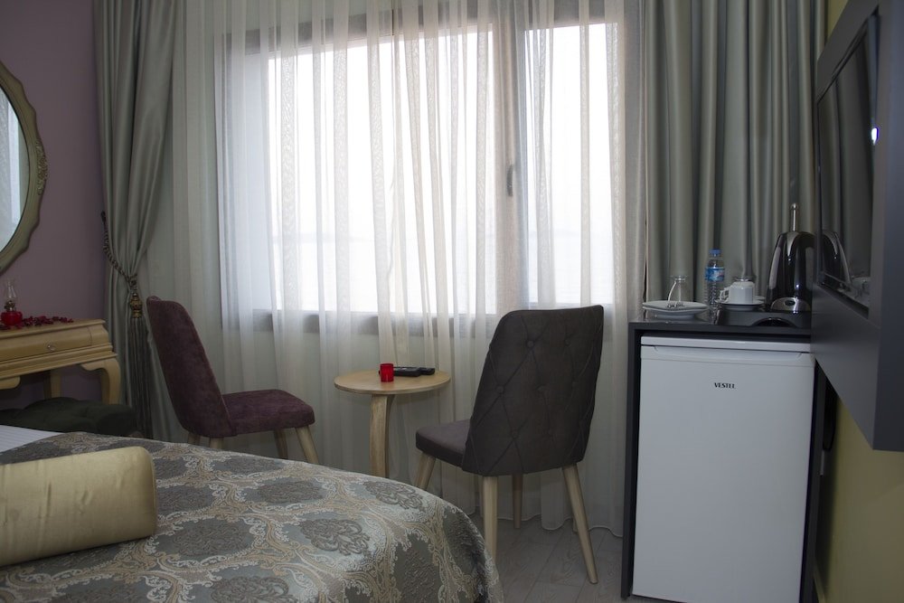 Урла: Itimat Hotel