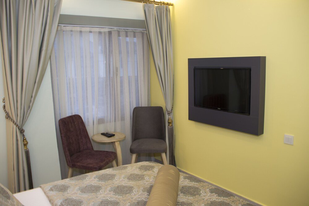 Урла: Itimat Hotel