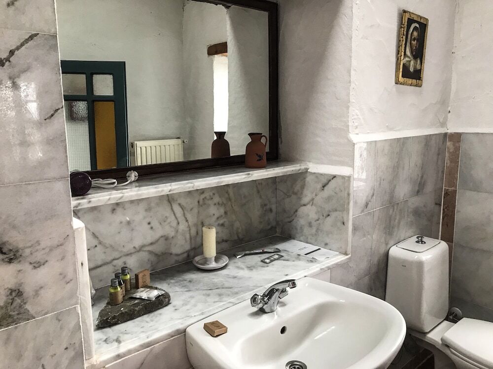 Шириндже: Mosaic Hotels