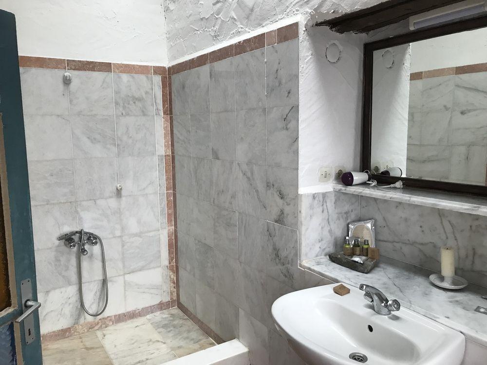 Шириндже: Mosaic Hotels