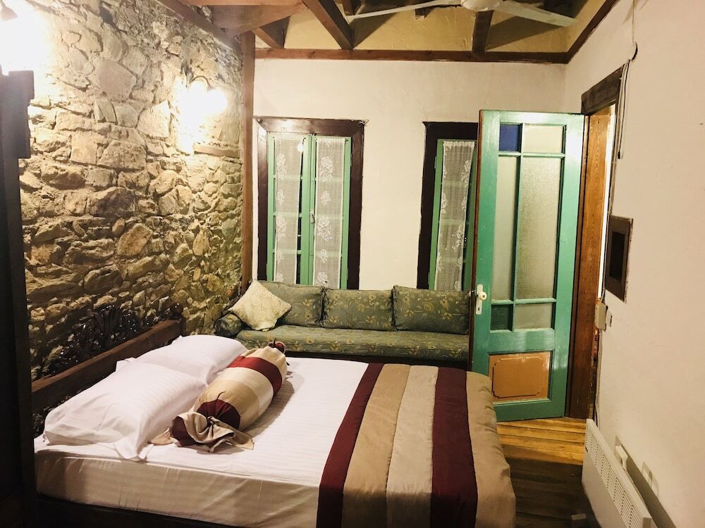 Шириндже: Mosaic Hotels