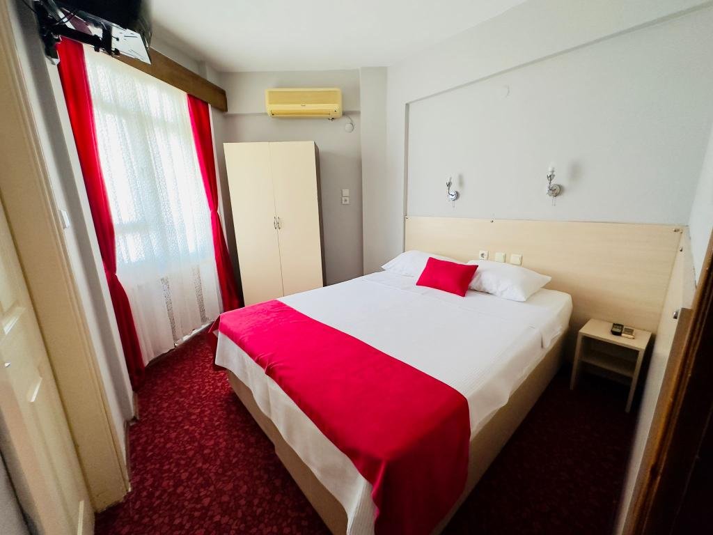 Кушадасы: Kaan Otel