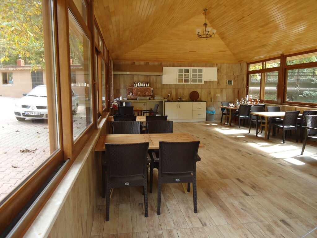 Янык: Kizkalesi Hotel