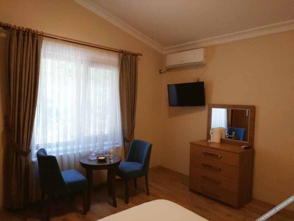 Янык: Kizkalesi Hotel