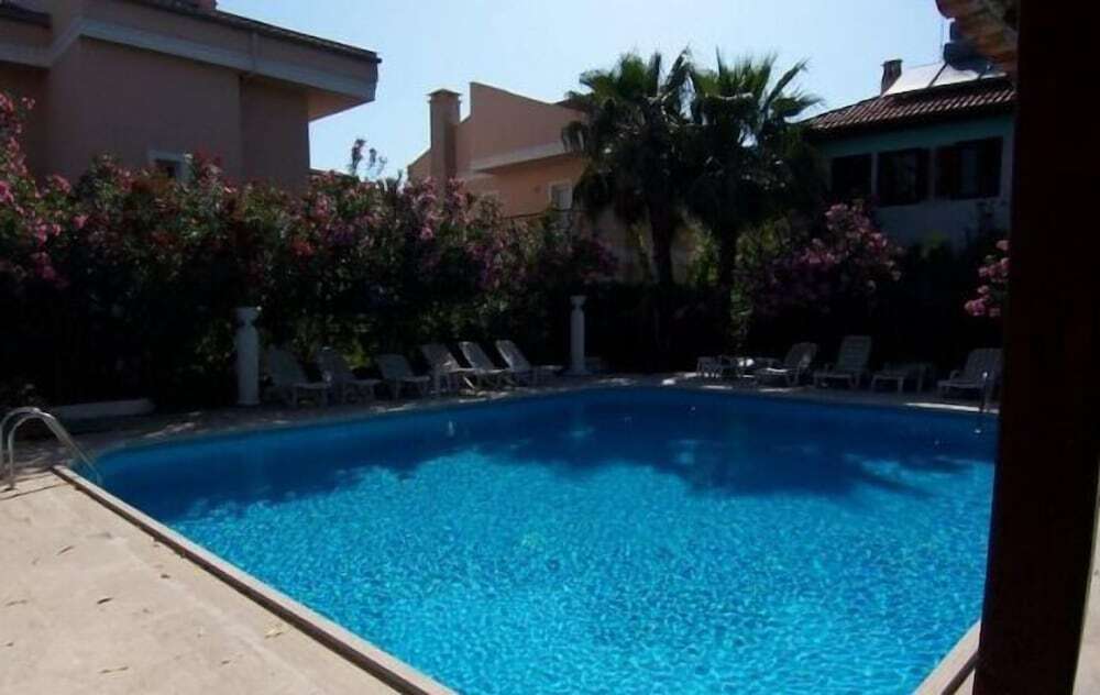 Дальян: Villa Poseidon Apartments