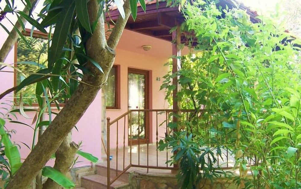 Дальян: Villa Poseidon Apartments