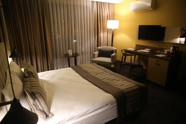 Измир: Diasos Otel Buca