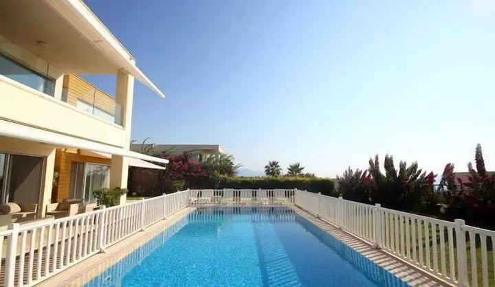 Тургутрейс: Turgutreis Villa Beaton 5 Bedrooms