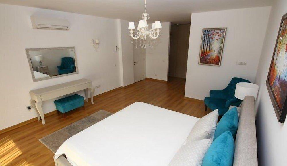 Тургутрейс: Turgutreis Villa Beaton 5 Bedrooms