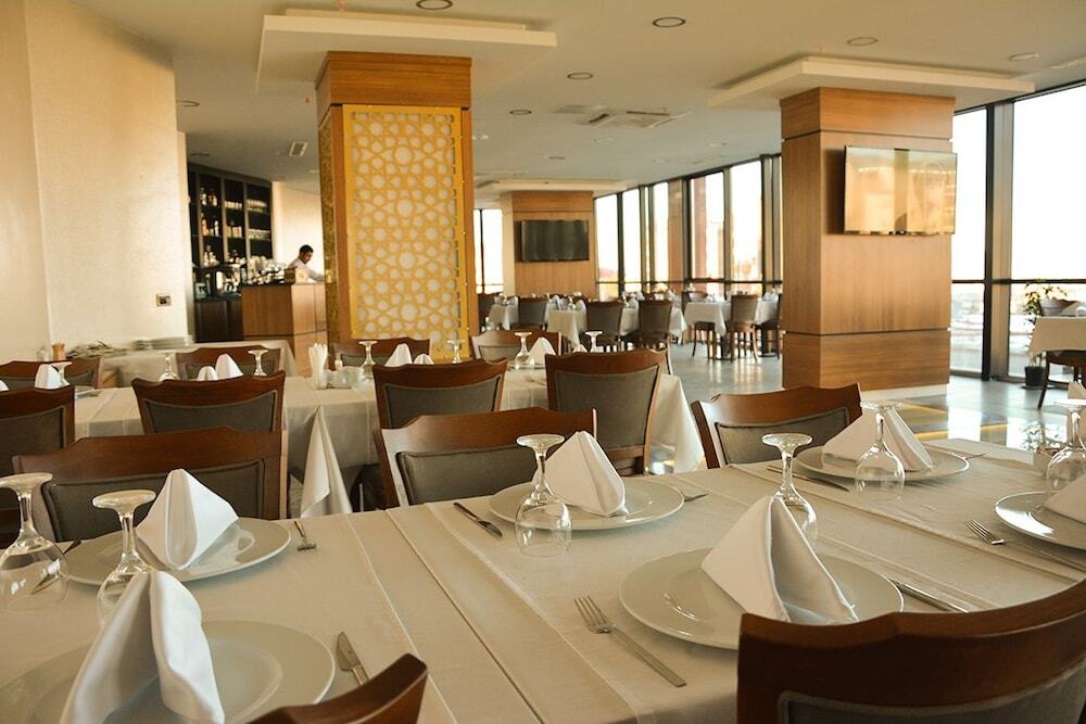 Карс: Winter City Hotel