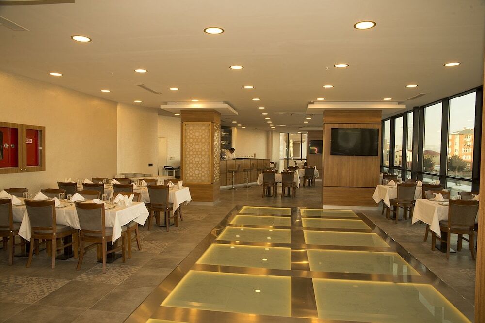 Карс: Winter City Hotel