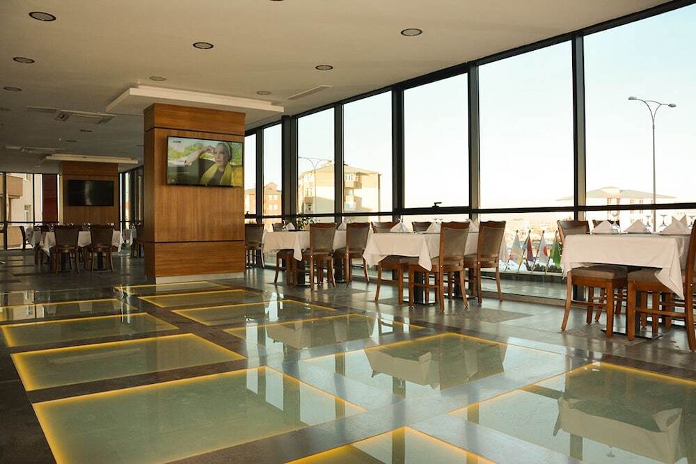 Карс: Winter City Hotel