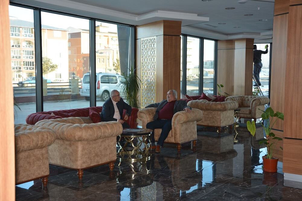 Карс: Winter City Hotel