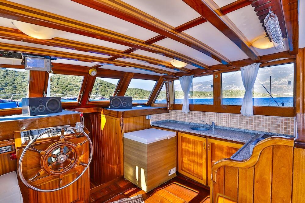 Каш: Dilara Boat