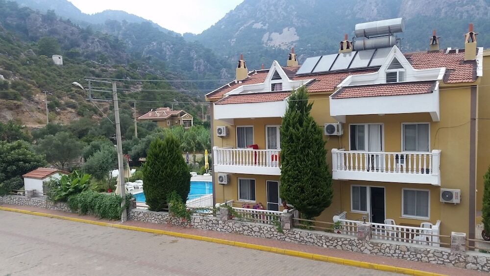 Турунч: Gokmen Apartments