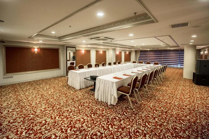 Мерсин: Yucesoy Liva Otel