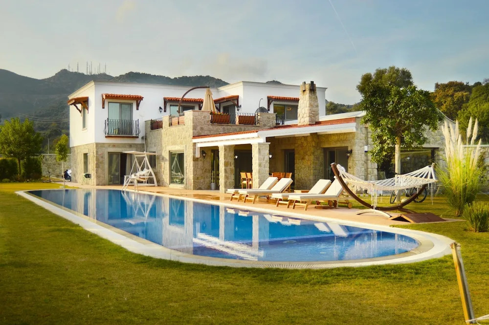 Бодрум: Important Group Villa BD410 5 Bedrooms