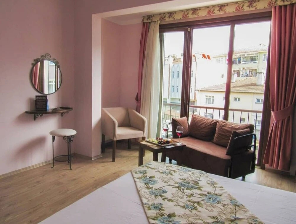 Сайл: Beyaz Konak Hotel