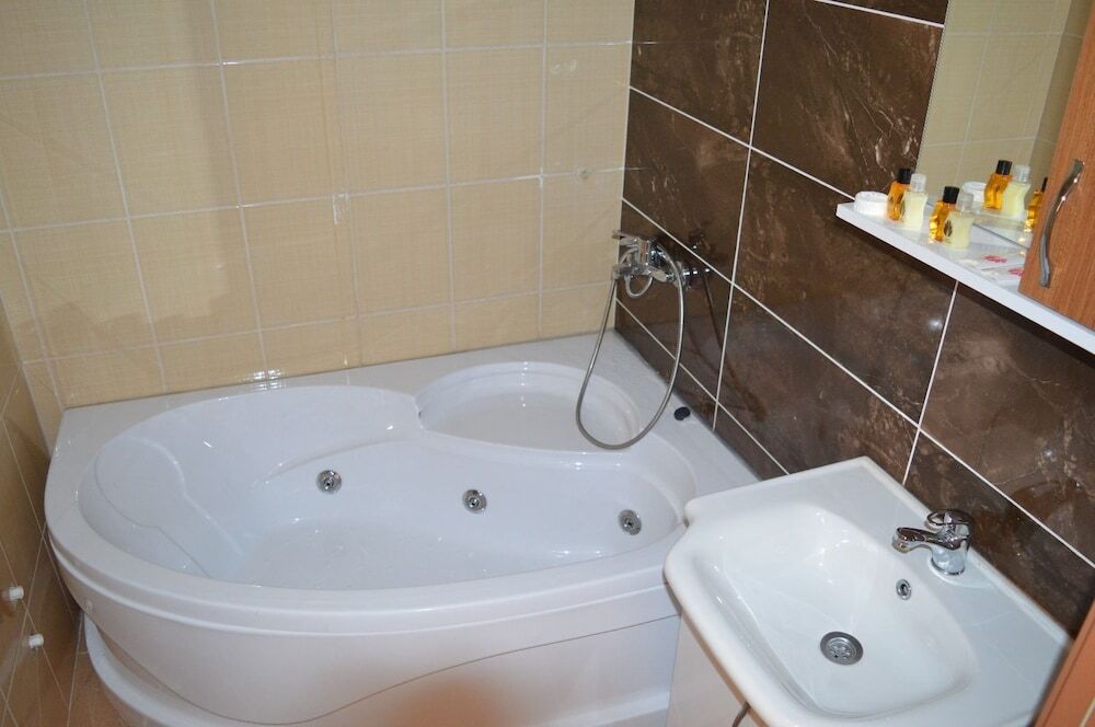 Гебзе: Woo Hotel
