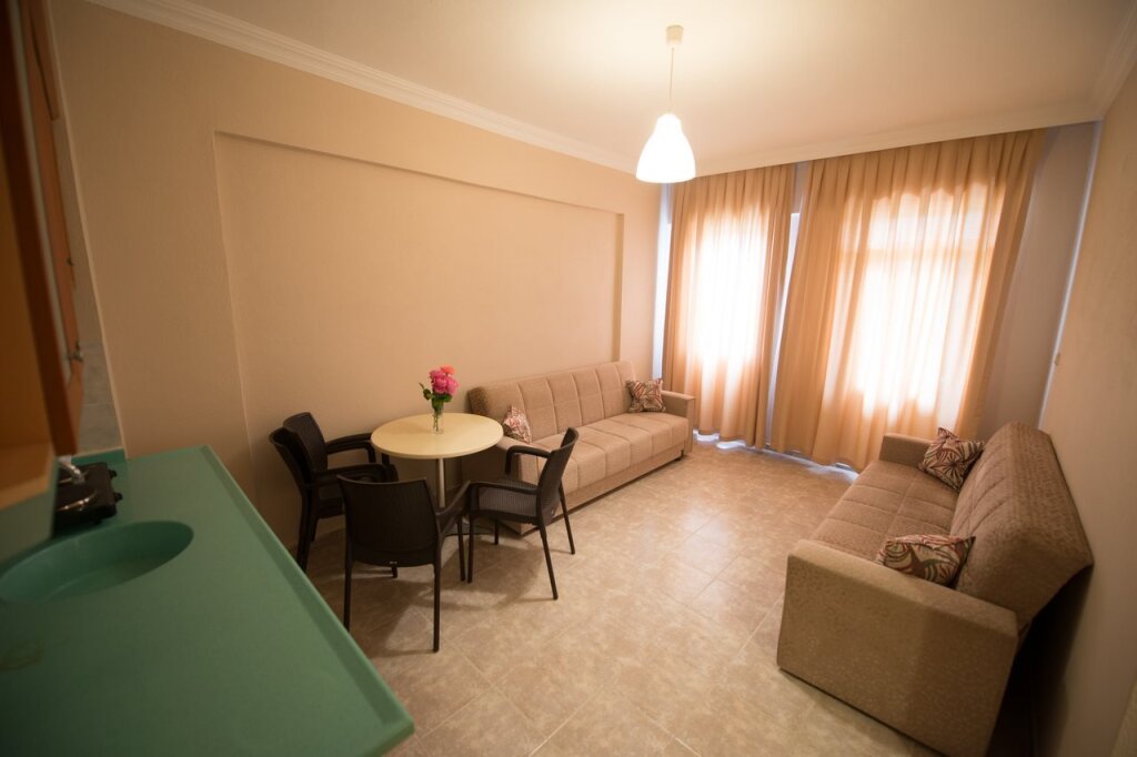 Мармарис: Albatros Apartments