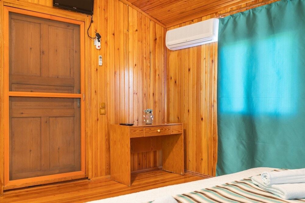 Чиралы: Likya Yanartas Bungalows