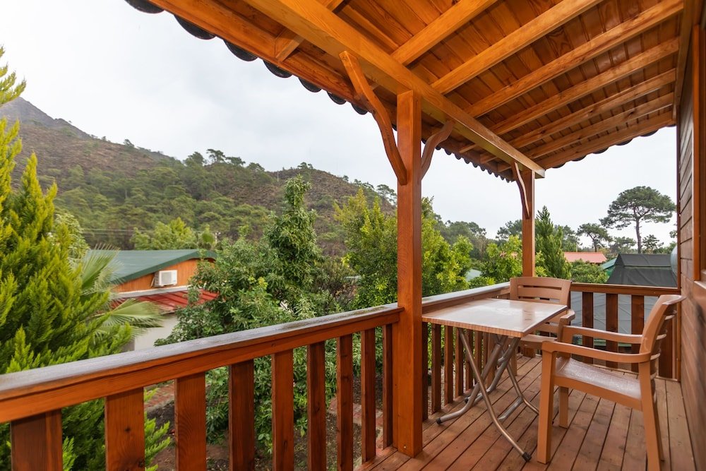 Чиралы: Likya Yanartas Bungalows