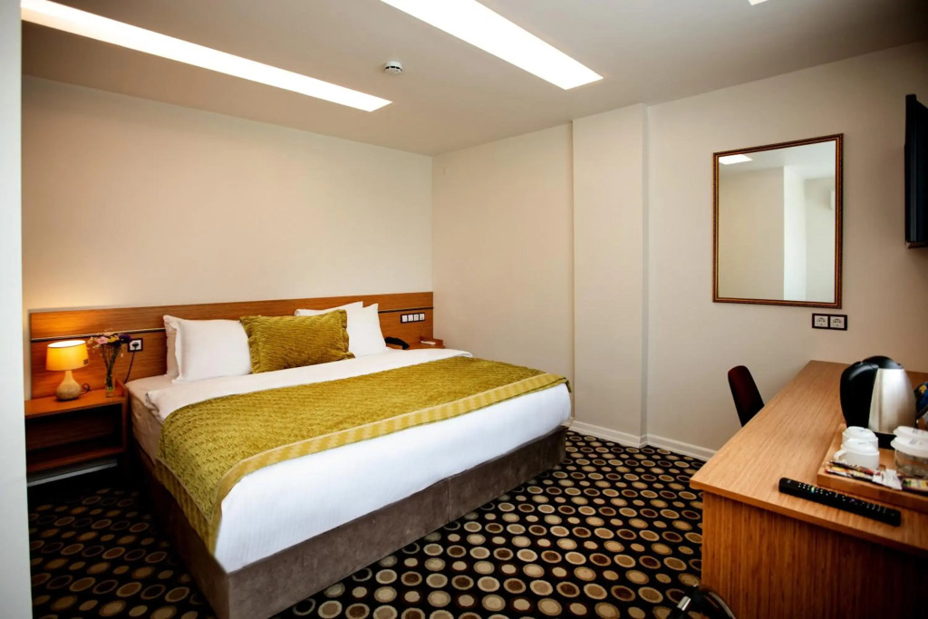 Трабзон: The North Hotel