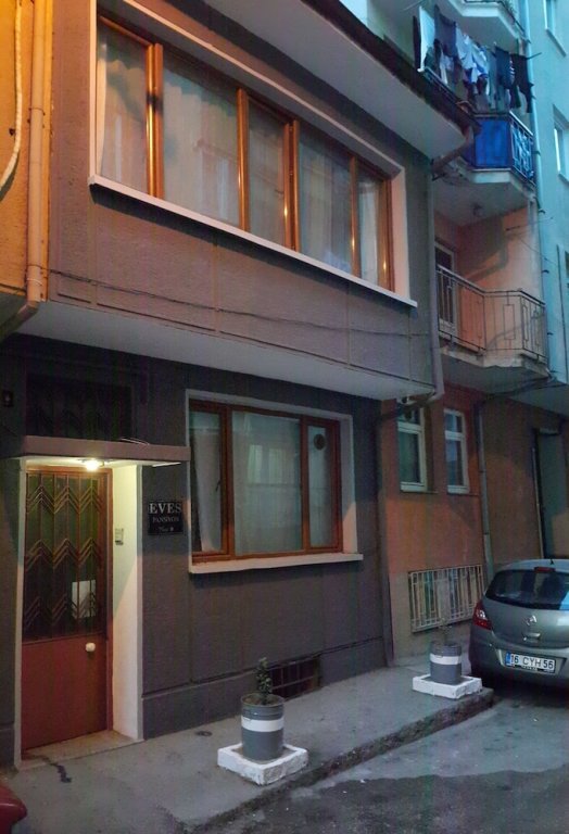 Бурса: Eves Home Pension