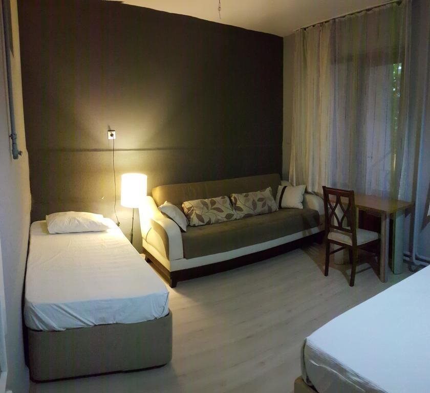 Бурса: Eves Home Pension