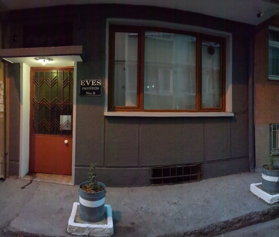 Бурса: Eves Home Pension