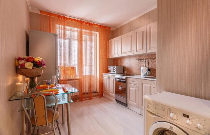 Красногорск: Apartments on Kosmonavtov 5