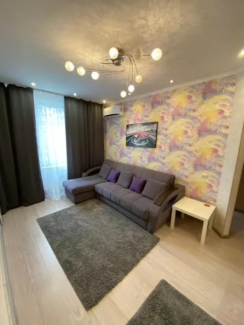Красногорск: Apartments on Kosmonavtov 5