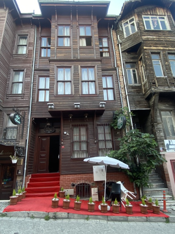Стамбул: Nuray Hotel