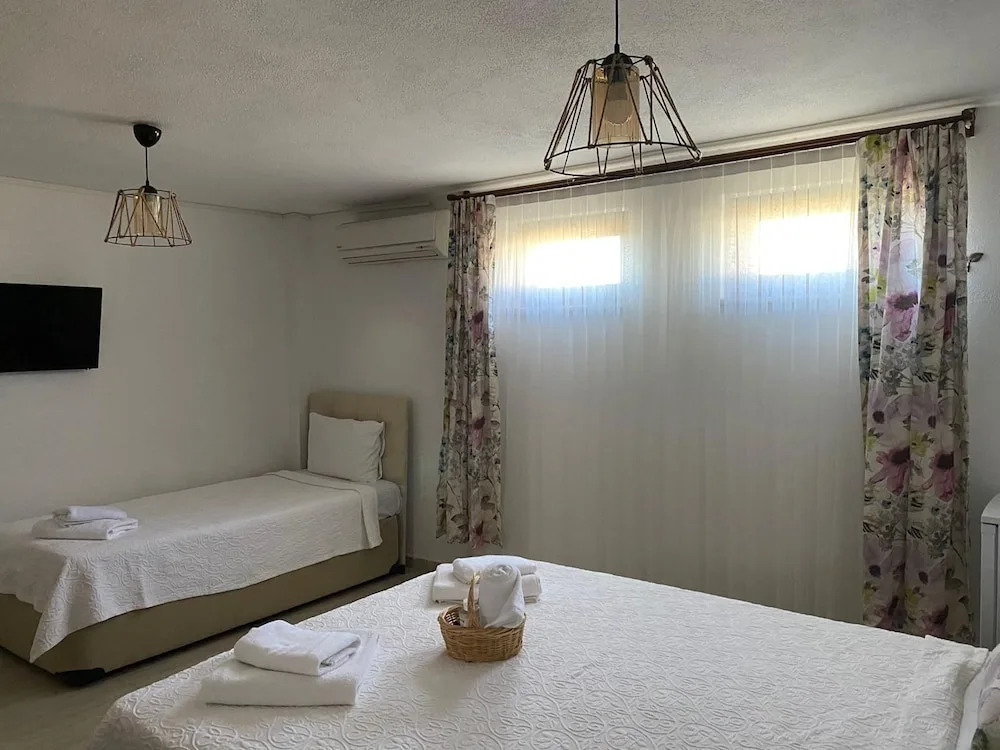 Бозджаада: Alize Otel