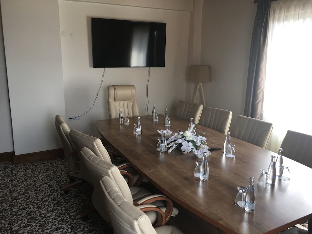 Эрзурум: Sport Otel Palandoken