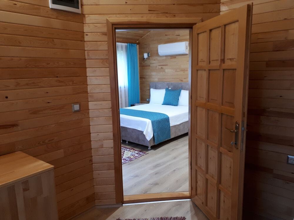 Чиралы: Asya Bungalow