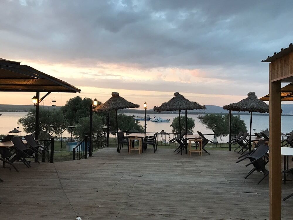 Капикири: Red's Bungalow
