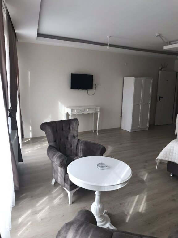 Измит: Myhouse Gold