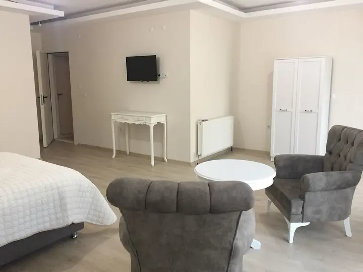 Измит: Myhouse Gold