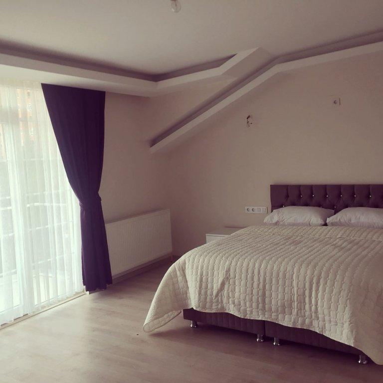 Измит: Myhouse Gold