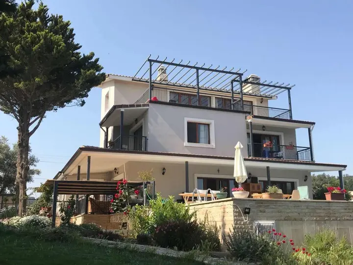 Урла: Urla VillaNova