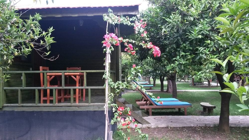Чиралы: Hotel Yavuz Bungalow