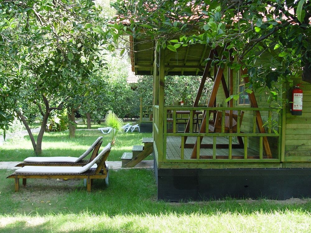 Чиралы: Hotel Yavuz Bungalow